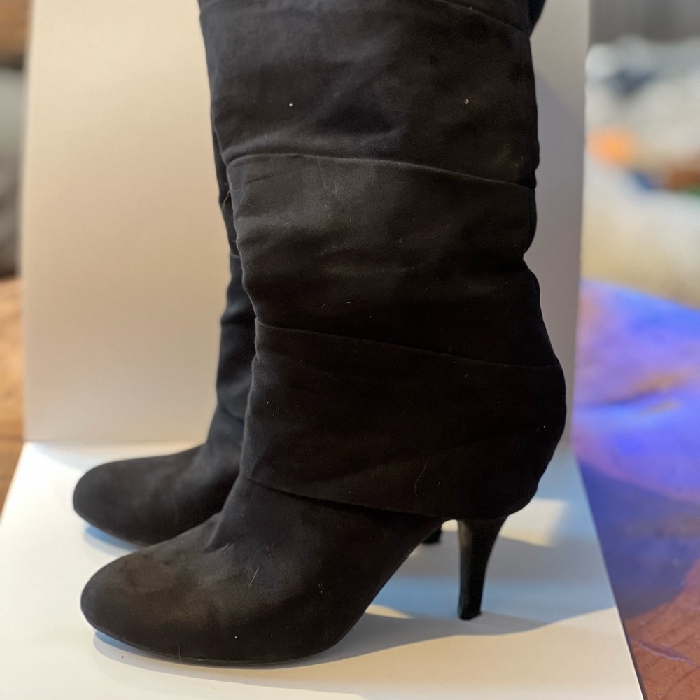 Fergalicious High black Boots